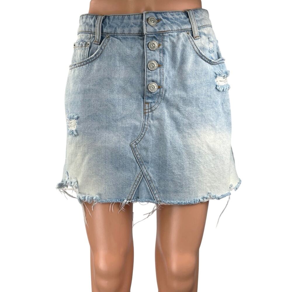 Urban Outfitters BDG Blue Light Wash Distressed Mini A-Line Denim Jean Skirt M